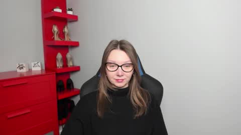 Zoe online show from November 24, 6:26 am