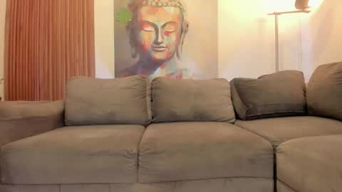 Victoria  online show from March 18, 11:59 am