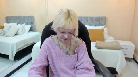 Bela online show from April 5, 1:10 pm