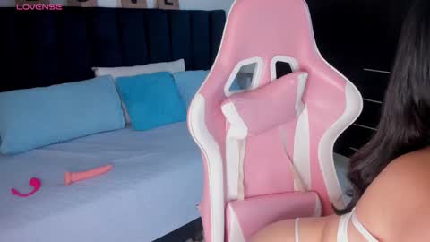 bella13_ online show from March 23, 12:22 pm