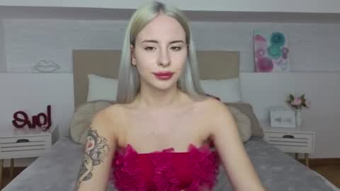 Bella online show from June 10, 10:19 pm
