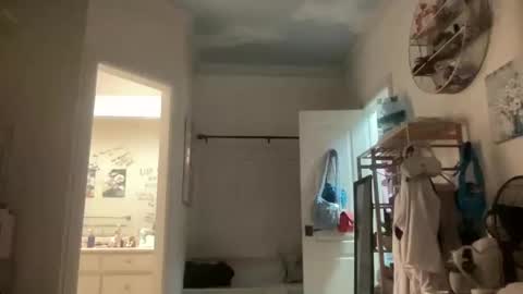 Bella 3 online show from March 8, 7:12 am