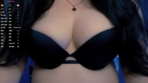 Hello I am kind friendly and cute girl online show from July 15, 10:14 pm