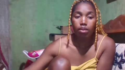 bellemiahXx online show from July 14, 12:10 pm