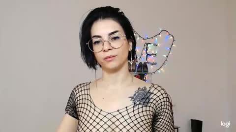 innasugarwild online show from March 16, 5:44 am