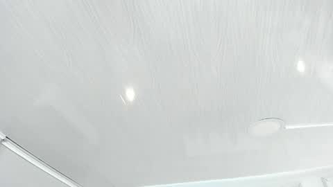   online show from April 14, 10:04 am