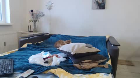 BigTwinsOmg online show from March 18, 7:02 am