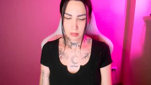 blablablablagirl online show from July 7, 6:21 pm