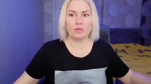 blackeyes11 online show from April 11, 7:45 am