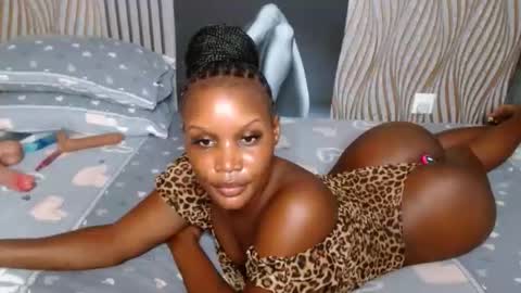 Smiley sylivia online show from March 10, 1:48 pm