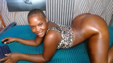 Smiley sylivia online show from April 14, 1:38 am