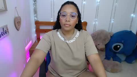 blackqueen_18 online show from January 4, 9:09 pm