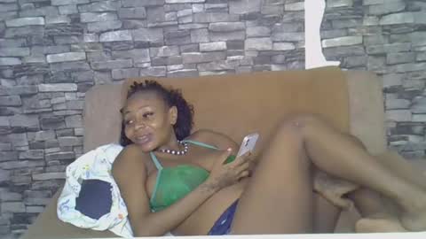 blonde_creamy online show from July 21, 12:17 pm