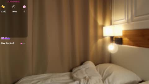 Victoria online show from April 1, 1:17 am