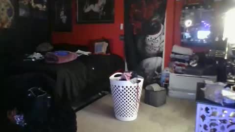 B nasty online show from December 17, 4:55 pm