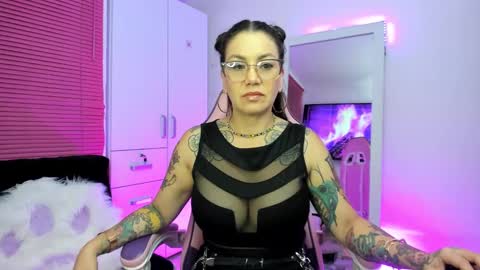 bonnie online show from February 19, 2:11 am