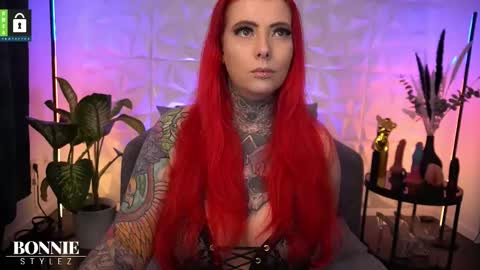 Bonnie Stylez online show from March 7, 4:25 pm