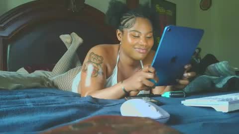 boooohoooobaby online show from March 16, 3:49 pm