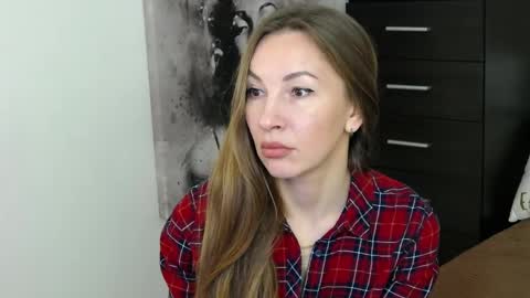 Brandy Gem online show from April 1, 7:20 am