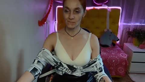 breeterner online show from February 24, 5:30 am