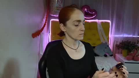 breeterner online show from March 10, 5:43 am