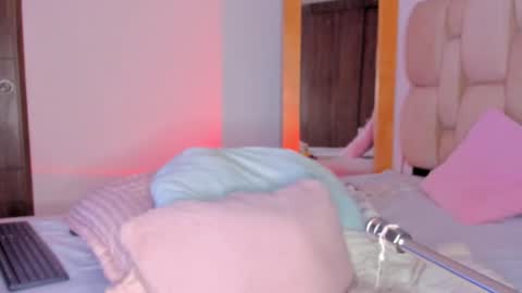 brenda_ruiz__ online show from March 29, 12:48 pm