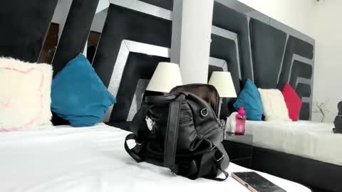 brianna_beltran online show from April 14, 11:32 am