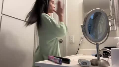 briannay0unggg online show from March 14, 7:48 pm