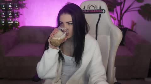 Diamonds Girls online show from April 16, 7:41 am