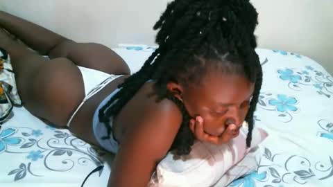 leccie online show from April 10, 7:47 am