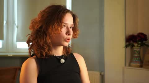 Tess online show from May 21, 2:15 pm