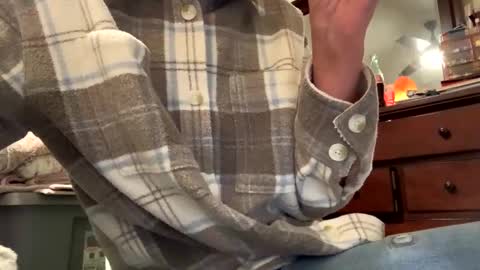 calishop1 online show from February 13, 3:29 am