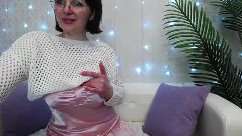camelia_lillie online show from May 23, 1:59 am