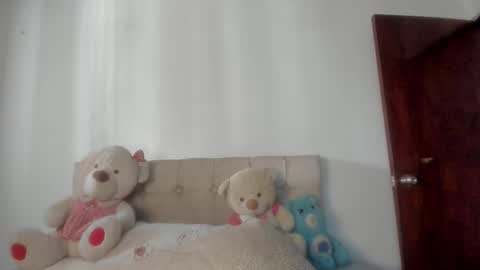   online show from March 11, 7:16 pm