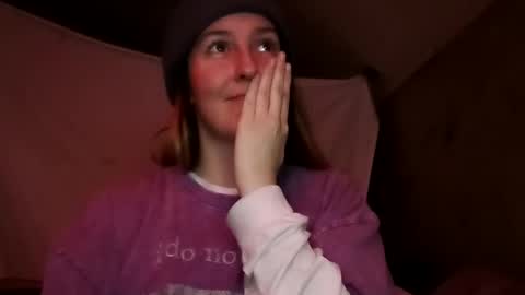 Candi online show from November 19, 7:19 am