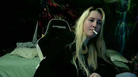 Candi online show from June 28, 12:23 pm