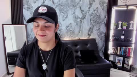 Carlota online show from March 29, 3:55 pm