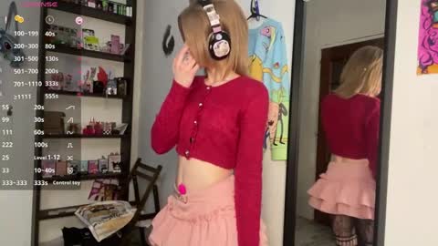 Elina online show from June 4, 9:52 pm