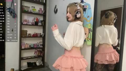 Elina online show from June 6, 10:38 pm