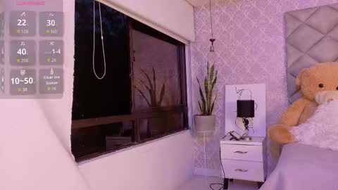 caro_adams1 online show from February 10, 11:02 am