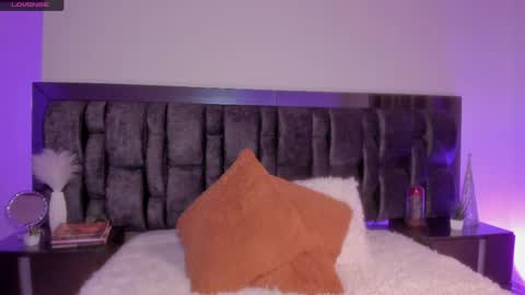 Carol  online show from June 7, 3:46 am