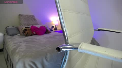 Carolina  online show from March 29, 5:06 am