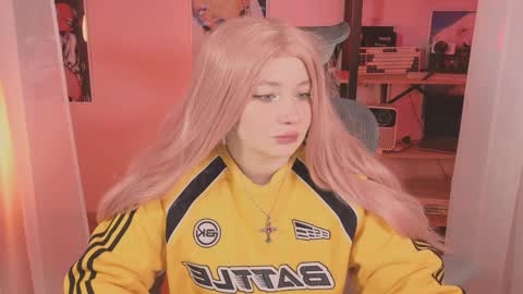 Mira online show from April 3, 7:17 am