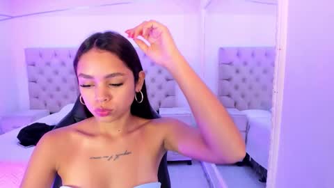 Caroline online show from March 8, 2:32 pm