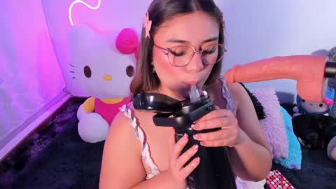 Bela igzaii9r online show from April 13, 4:08 pm