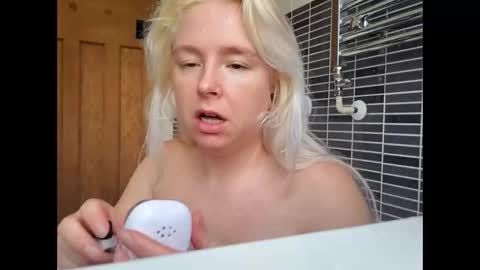 Cassie online show from February 24, 8:57 am