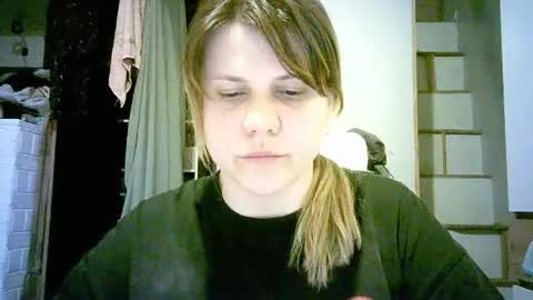 celeste_naughty_ online show from April 3, 10:57 am