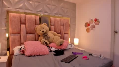 Charlotte Icee online show from March 28, 6:29 pm