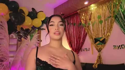 Charlote online show from April 17, 2:35 am