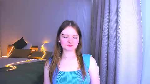 Im Eva online show from June 18, 9:14 am